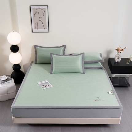 91家纺网 家纺一手货源 找家纺 小牛席业 2025新款海岛夏日A类凉感冰丝席（床笠款）凉席藤席冰藤席冰丝席竹席空调席草席乳胶席豆豆席三件套 绿色