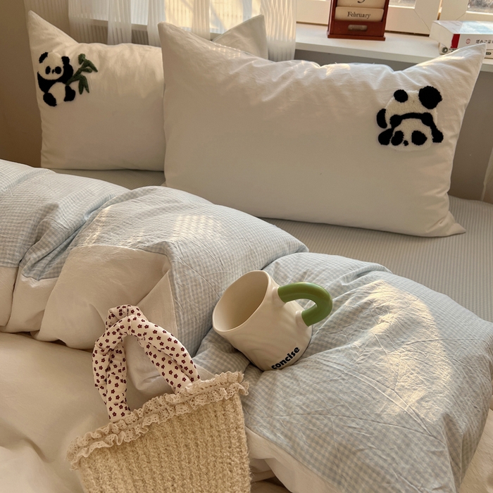 91家纺网 家纺一手货源 找家纺 慕尚家纺 2025新款春夏新款色织水洗棉毛巾绣四件套 熊猫 米白