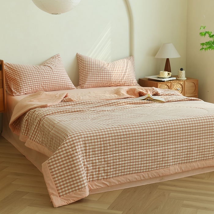 91家纺网 家纺一手货源 找家纺 雯雨家纺 2025新款A类无印风里外全棉纯棉水洗棉新疆棉花夏被夏凉被空调被 玉小格