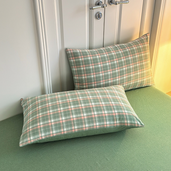 91家纺网 家纺一手货源 找家纺 玖弘家居 2025新款水洗棉格子系列四件套 映像格绿