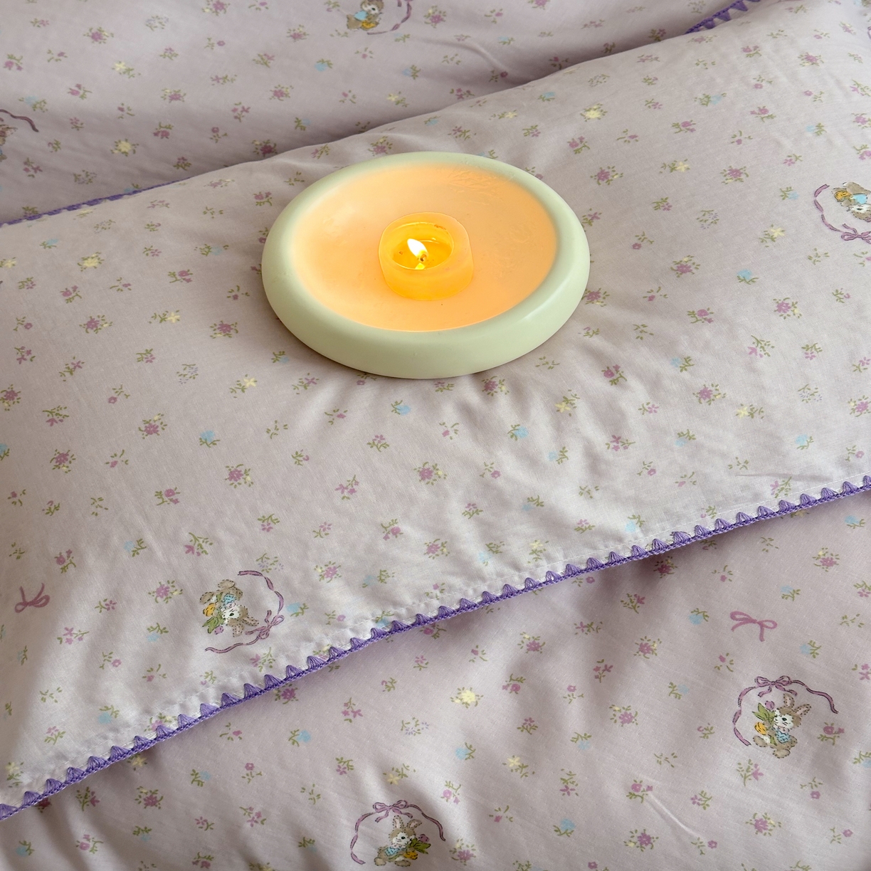 91家纺网 家纺一手货源 找家纺 2025新款春夏新品工艺款全棉双层纱贝壳边四件套 梦露