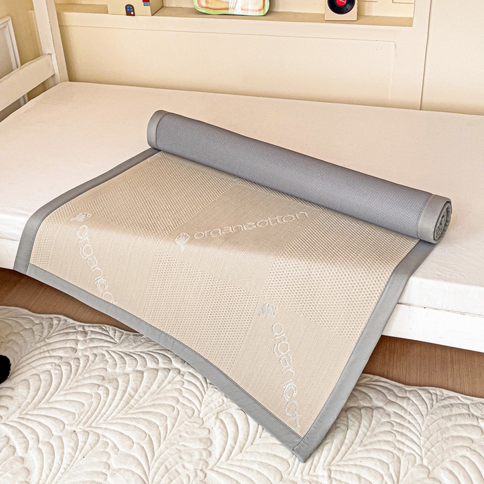 91家纺网 家纺一手货源 找家纺 富馨莱 2025新款A类480克PE凉感凉豆豆凉席三件套和单件学生款 绅士咖