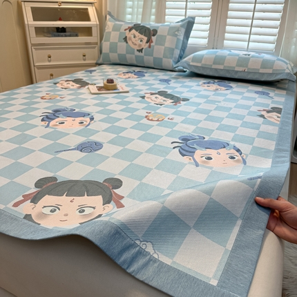 91家纺网 家纺一手货源 找家纺 席佬大 2025新款高克重卡通数码印花冰藤席床席床笠款 小哪吒-平铺款-平铺款