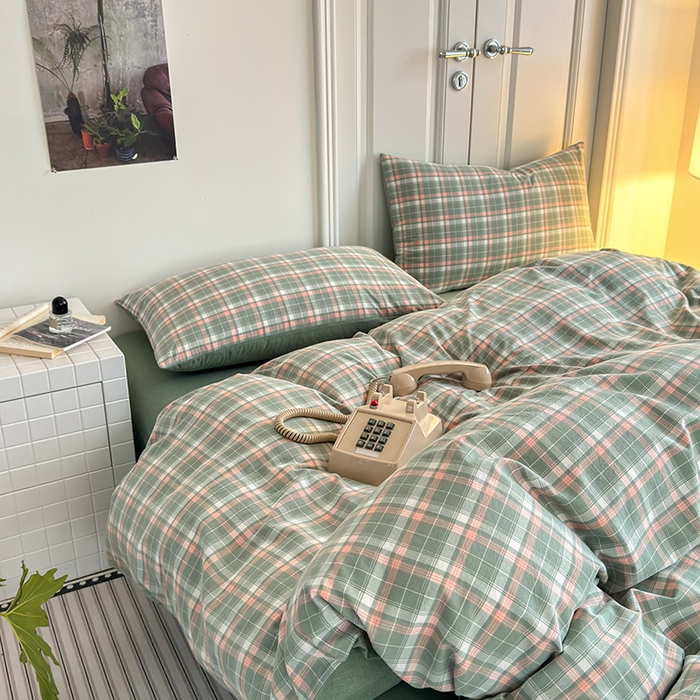 91家纺网 家纺一手货源 找家纺 玖弘家居 2025新款水洗棉格子系列四件套 映像格绿