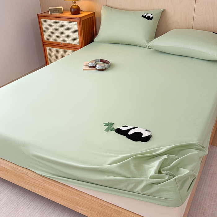 91家纺网 家纺一手货源 找家纺 澳梵家居 2025新款A类全棉毛巾绣床笠 熊猫-绿