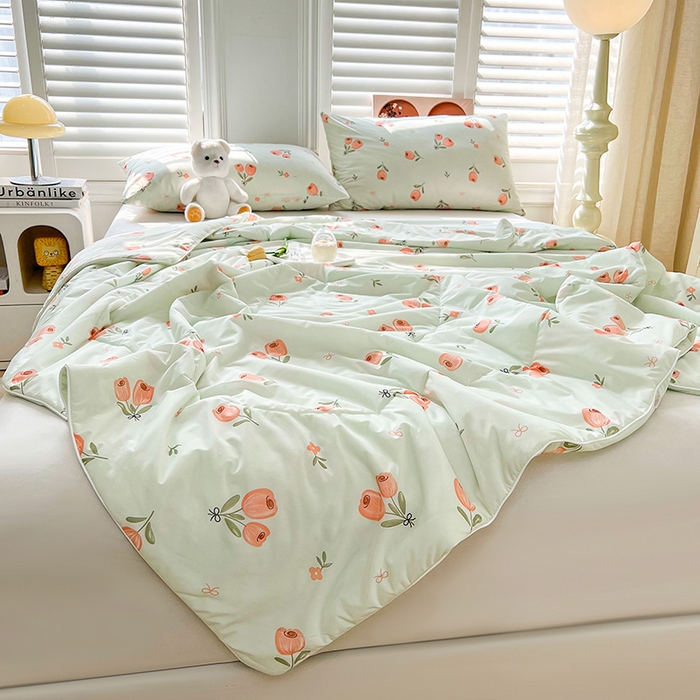 91家纺网 家纺一手货源 找家纺 好梦来家纺（原锦茂家纺） 2025新款印花凉感丝抗菌夏被 夏日玫瑰