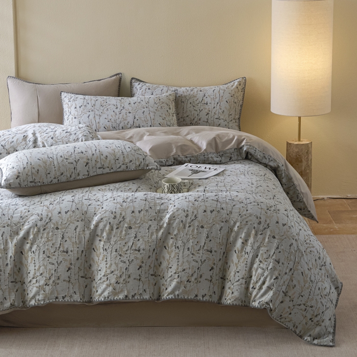 91家纺网 家纺一手货源 找家纺 2025新款亲肤全棉三层纱提花四件套 叶语-珠子褐