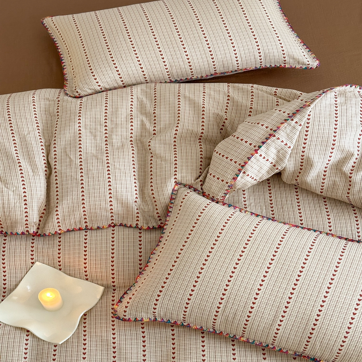 91家纺网 家纺一手货源 找家纺 2025新款工艺款全棉双层纱小清新贝壳边四件套 情初