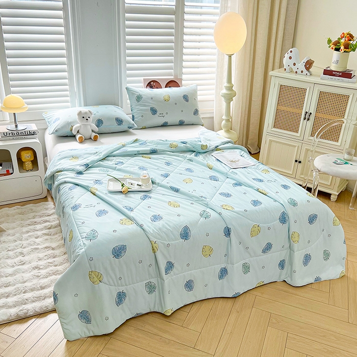 91家纺网 家纺一手货源 找家纺 好梦来家纺（原锦茂家纺） 2025新款印花凉感丝抗菌夏被 叶脉