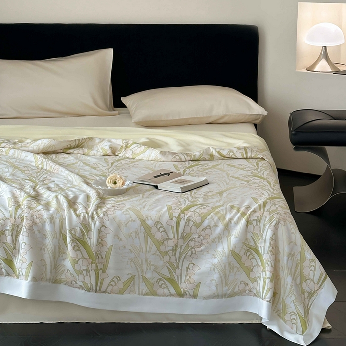 91家纺网 家纺一手货源 找家纺 茧羽世家 2025新款天丝银萃沁氧抗菌系列夏被子被芯 铃兰秘境