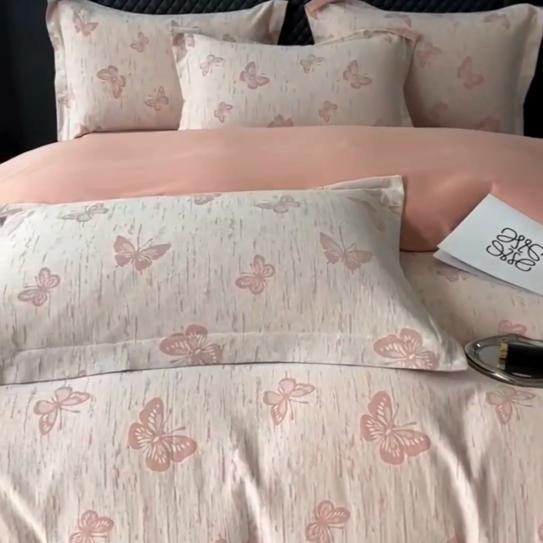 91家纺网 家纺一手货源 找家纺 朵希曼 2025新款轻奢全棉提花系列四件套 蝶恋-粉