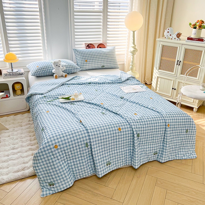 91家纺网 家纺一手货源 找家纺 好梦来家纺（原锦茂家纺） 2026新款印花凉感丝抗菌夏被 蓝格物语