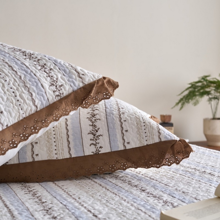 91家纺网 家纺一手货源 找家纺 漫仙阁家纺 2025新款热卖法式花边款加厚床盖床盖三件套 白兰地