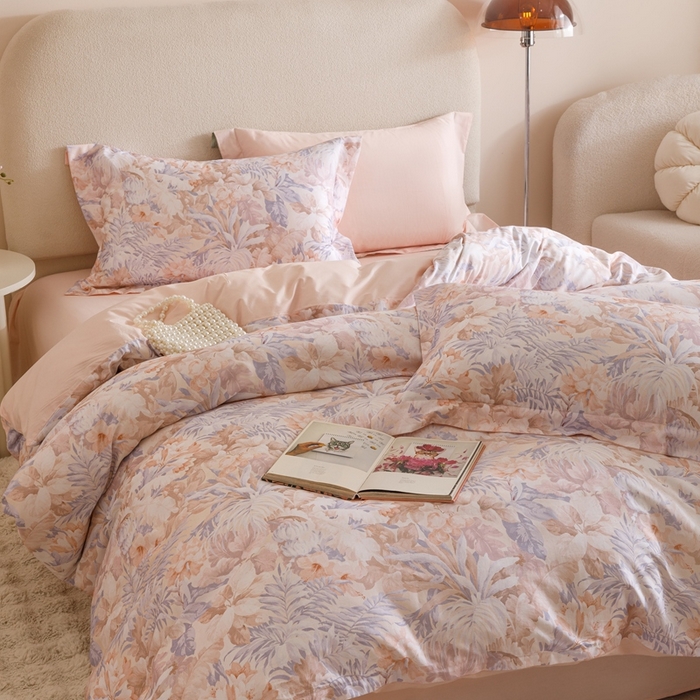 91家纺网 家纺一手货源 找家纺 2025新款全棉纯棉【如梦令】红金裸盖棉四件套【标准号全网控价（折后券后）不低于199元】 花满溪