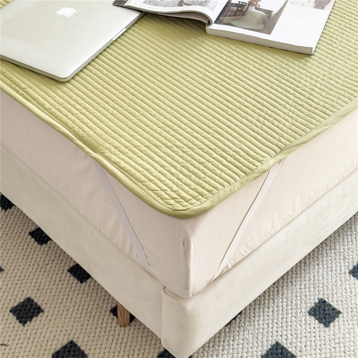 91家纺网 家纺一手货源 找家纺 法芙娜家纺 2025新款全棉40S水洗棉床垫 抹茶