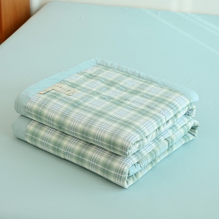 91家纺网 家纺一手货源 找家纺 雯雨家纺 2025新款A类无印风里外全棉纯棉水洗棉新疆棉花夏被夏凉被空调被 光年绿