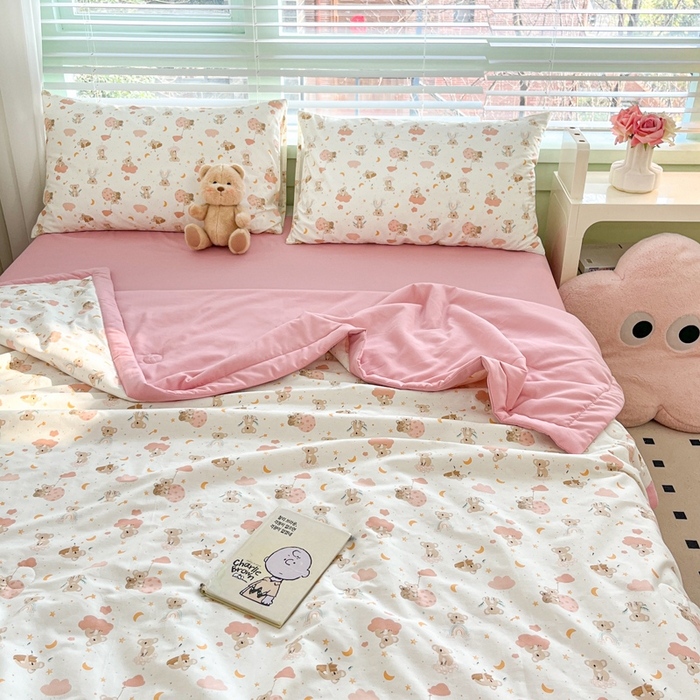 91家纺网 家纺一手货源 找家纺 一加一 2025新款A棉B水洗棉大豆夏被四件套 乖乖熊