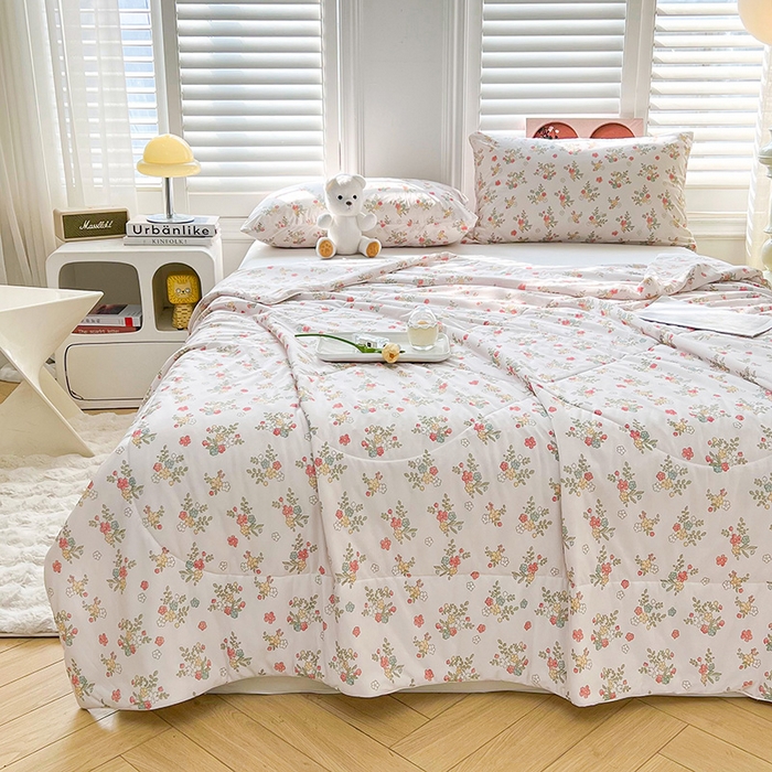 91家纺网 家纺一手货源 找家纺 好梦来家纺（原锦茂家纺） 2025新款印花凉感丝抗菌夏被 晨曦 奶白