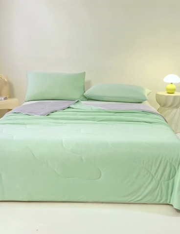 91家纺网 家纺一手货源 找家纺 好梦来家纺（原锦茂家纺） 2026新款印花凉感丝抗菌夏被 绿拼灰