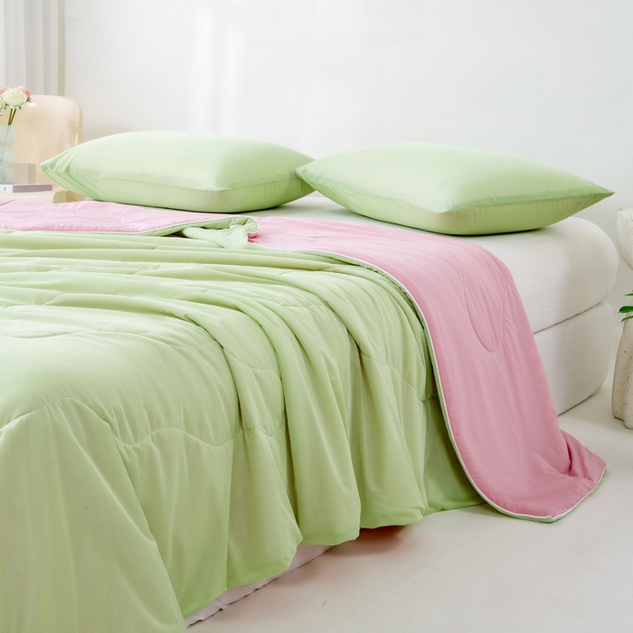 91家纺网 家纺一手货源 找家纺 好梦来家纺（原锦茂家纺） 2026新款印花凉感丝抗菌夏被 绿拼粉