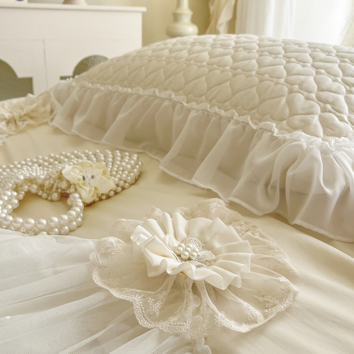 91家纺网 家纺一手货源 找家纺 亲亲公主家纺2025新款100支长绒棉全棉蕾丝夹棉床盖四件套-巴黎春天 巴黎春天-米色