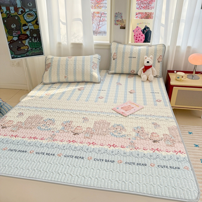 91家纺网 家纺一手货源 找家纺 慕尚家纺 2025新款小清新凉感丝乳胶席 洛丽塔小熊