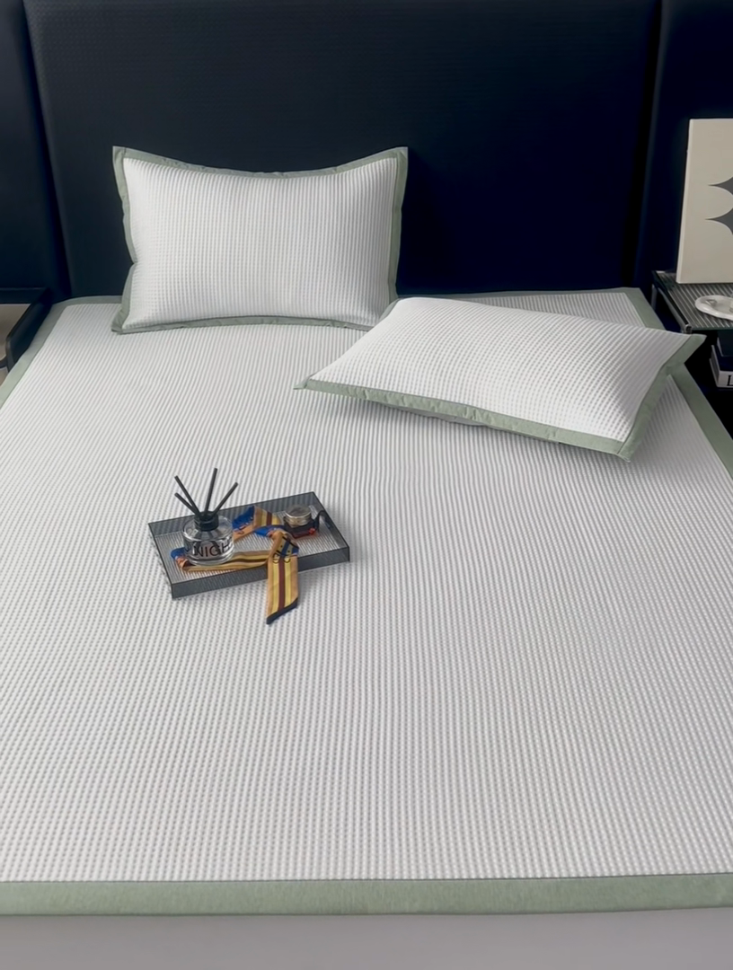 91家纺网 家纺一手货源 找家纺 安哆啦家纺 2025新款480克高端PE冰豆豆软凉席 华夫格-温柔白