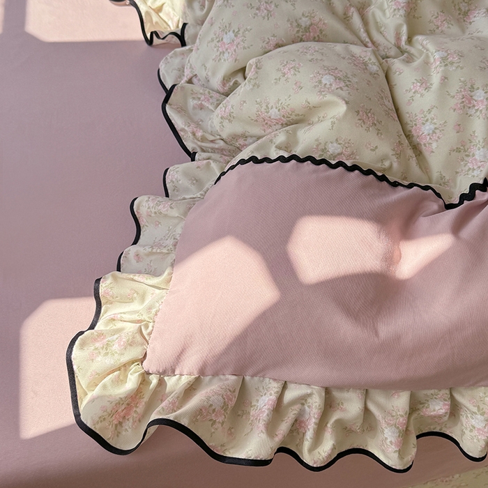 91家纺网 家纺一手货源 找家纺 大麦家纺 2025新款韩式花边亲肤棉四件套 花影