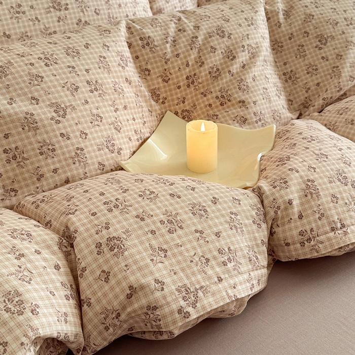 91家纺网 家纺一手货源 找家纺 塞纳 2026新款.全棉有氧双层纱四件套-场景一 倩影-米黄