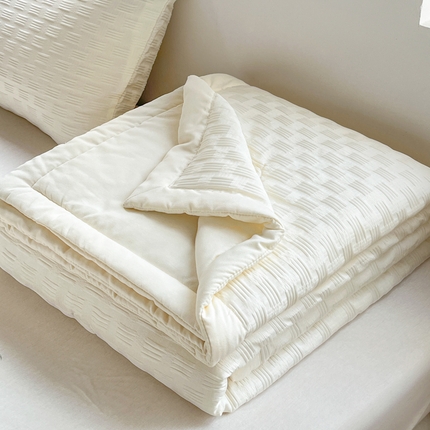 91家纺网 家纺一手货源 找家纺 欧邦 2025新款华夫格水洗棉夏被 奶白