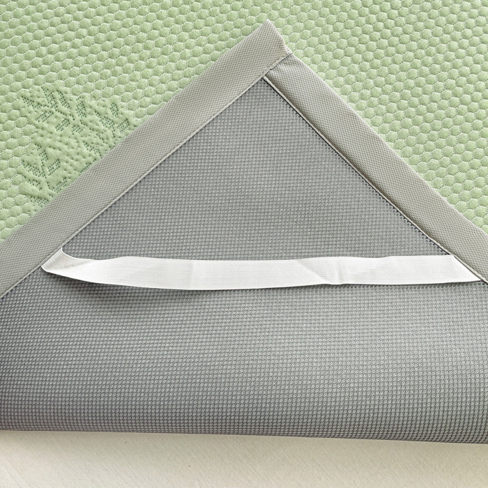 91家纺网 家纺一手货源 找家纺 富馨莱 2025新款A类480克PE凉感凉豆豆凉席三件套和单件平铺款 发财树-绿