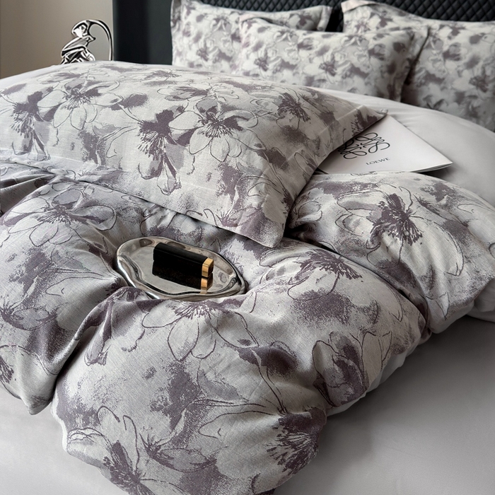 91家纺网 家纺一手货源 找家纺 朵希曼 2025新款轻奢全棉提花系列四件套 织梦 紫