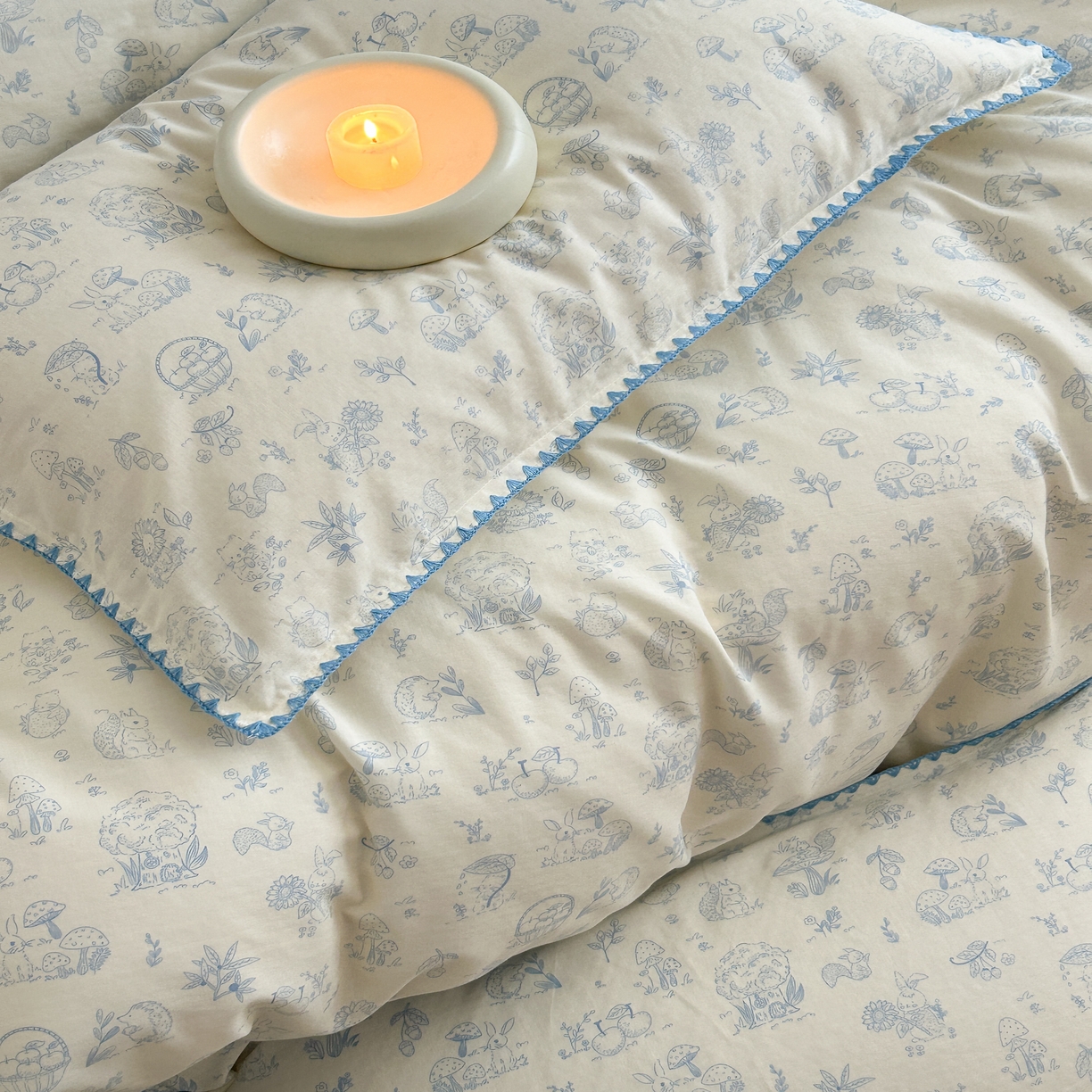 91家纺网 家纺一手货源 找家纺 2025新款春夏新品工艺款全棉双层纱贝壳边四件套 森林物语