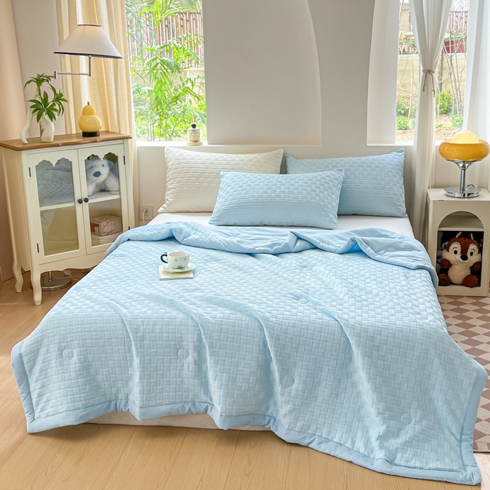 91家纺网 家纺一手货源 找家纺 欧邦 2025新款华夫格水洗棉夏被 天蓝