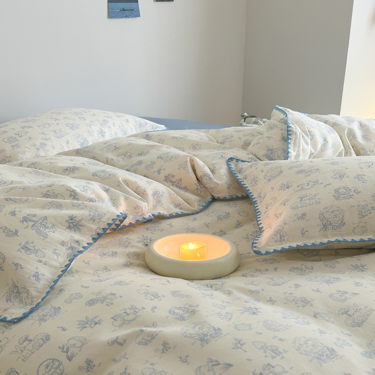 91家纺网 家纺一手货源 找家纺 2025新款春夏新品工艺款全棉双层纱贝壳边四件套 森林物语