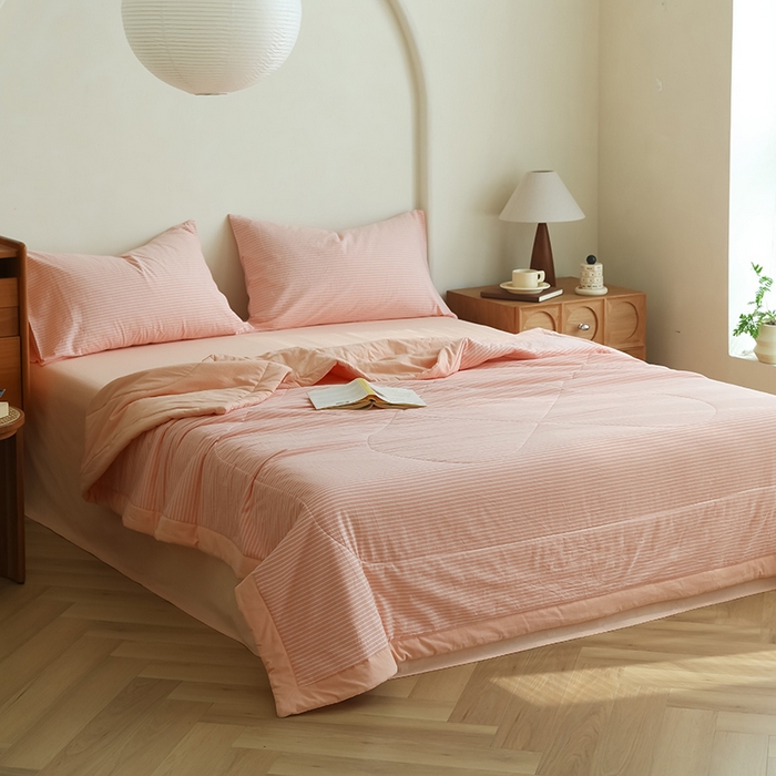 91家纺网 家纺一手货源 找家纺 雯雨家纺 2025新款A类无印风里外全棉纯棉水洗棉新疆棉花夏被夏凉被空调被 桔细条