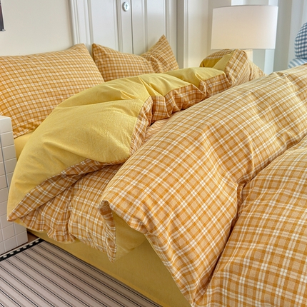 91家纺网 家纺一手货源 找家纺 玖弘家居 2025新款水洗棉格子系列四件套 简约格黄