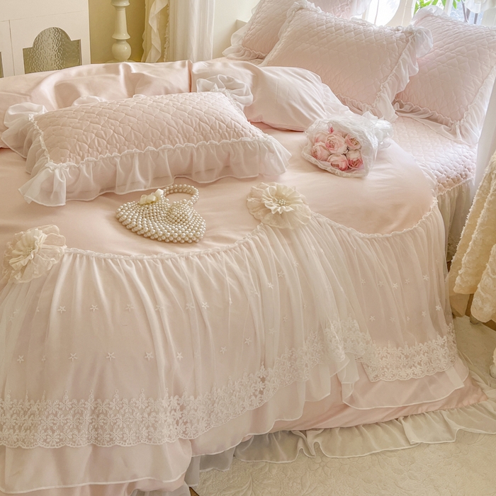 91家纺网 家纺一手货源 找家纺 亲亲公主家纺2025新款100支长绒棉全棉蕾丝夹棉床盖四件套-巴黎春天 巴黎春天-粉玉