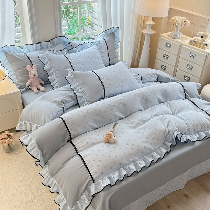 91家纺网 家纺一手货源 找家纺 大麦家纺 2025新款韩式花边亲肤棉四件套 蓝色蝴蝶结