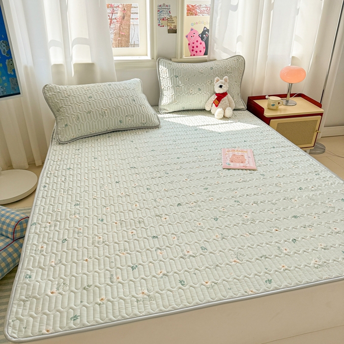 91家纺网 家纺一手货源 找家纺 慕尚家纺 2025新款小清新凉感丝乳胶席 夏日蝴蝶