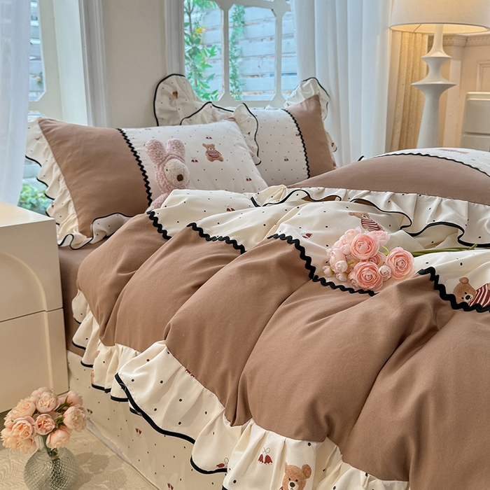 91家纺网 家纺一手货源 找家纺 大麦家纺 2025新款韩式花边亲肤棉四件套 贝贝熊