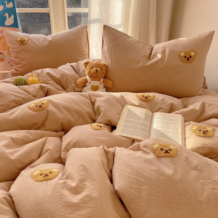 91家纺网 家纺一手货源 找家纺 慕尚家纺 2025新款春夏新款色织水洗棉毛巾绣四件套 嘟嘟熊 咖