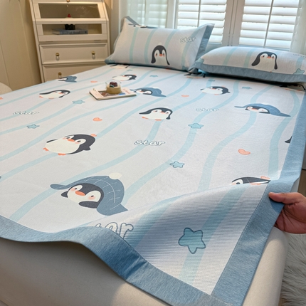 席佬大 2025新款高克重卡通数码印花冰藤席床席床笠款 小企鹅-平铺款