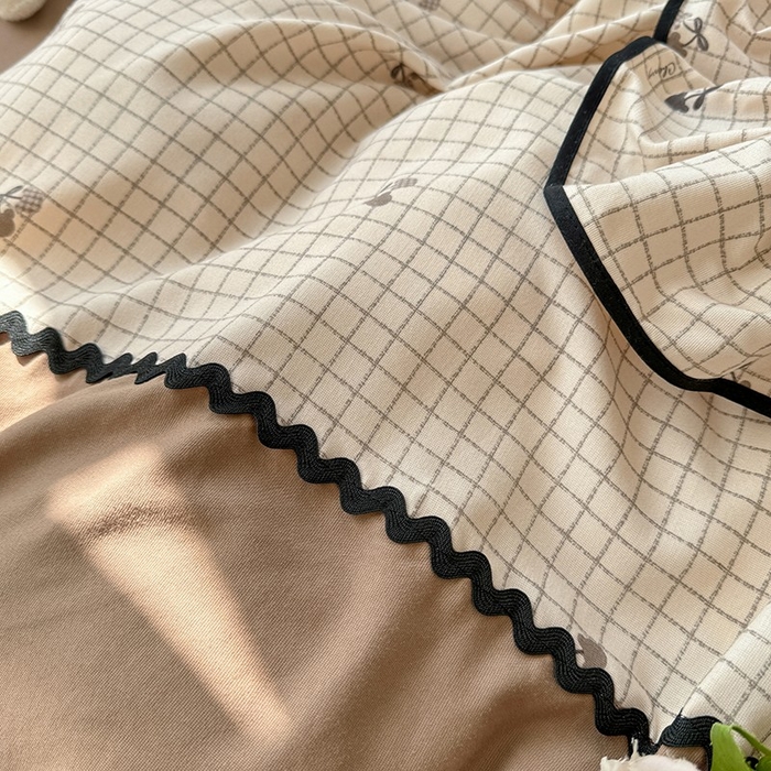 91家纺网 家纺一手货源 找家纺 大麦家纺 2025新款韩式花边亲肤棉四件套 格子樱桃