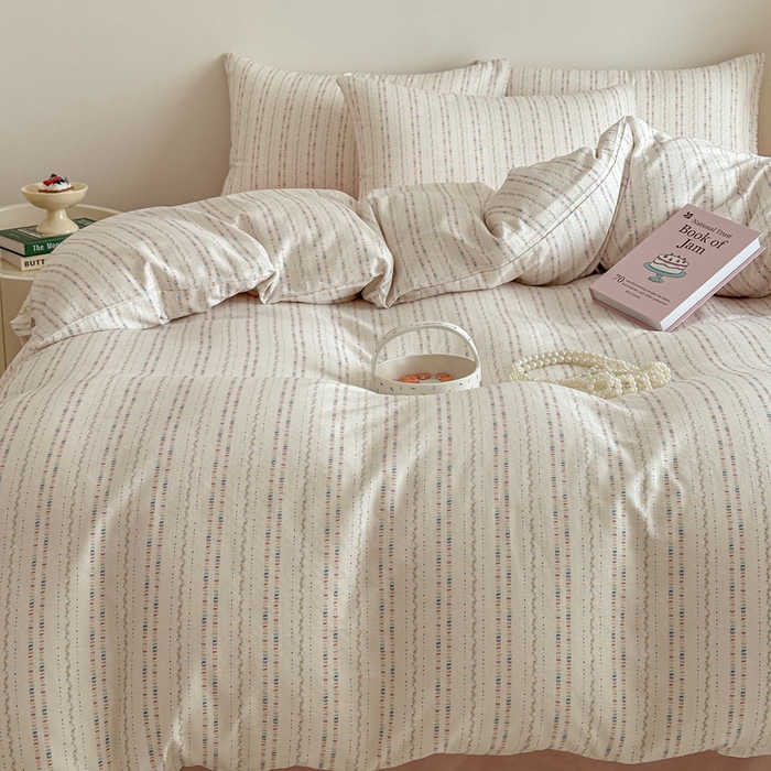 91家纺网 家纺一手货源 找家纺 塞纳 2026新款.全棉有氧双层纱四件套-场景一 绛妍-米