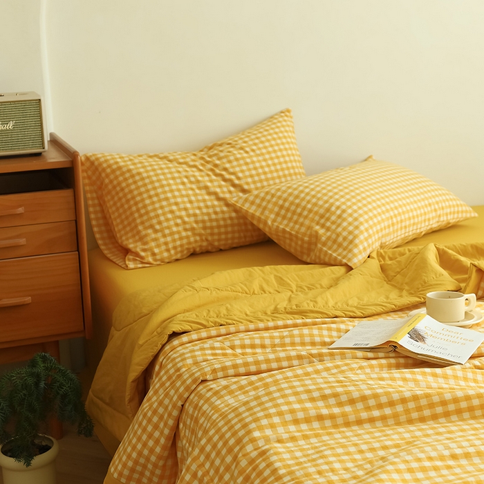 91家纺网 家纺一手货源 找家纺 雯雨家纺 2025新款A类无印风里外全棉纯棉水洗棉新疆棉花夏被夏凉被空调被 黄小格