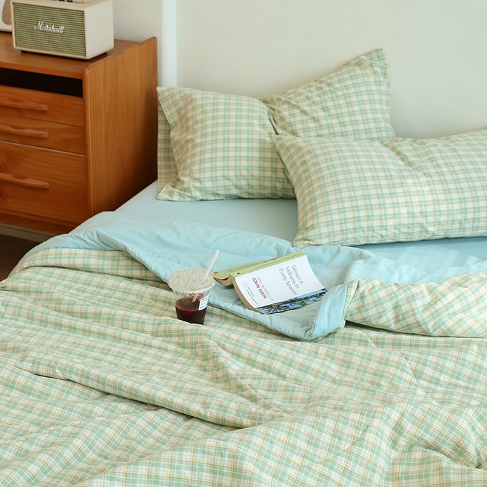 91家纺网 家纺一手货源 找家纺 雯雨家纺 2025新款A类无印风里外全棉纯棉水洗棉新疆棉花夏被夏凉被空调被 朵拉绿