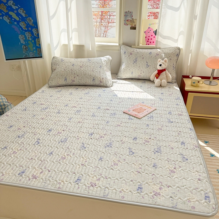 91家纺网 家纺一手货源 找家纺 慕尚家纺 2025新款小清新凉感丝乳胶席 花梦