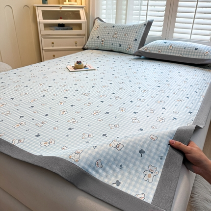 91家纺网 家纺一手货源 找家纺 （总）席佬大 2025新款高克重卡通数码印花冰藤席床席床笠款