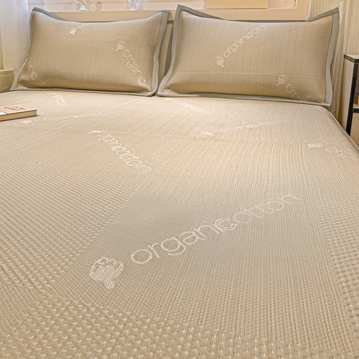 91家纺网 家纺一手货源 找家纺 富馨莱 2025新款A类480克PE凉感凉豆豆凉席三件套和单件床笠款 绅士咖